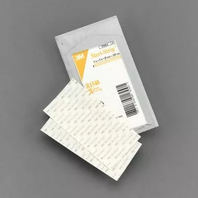 3M R1548 Steri-Strips Reinforced - 1" x 5", 4 strips/envelope, Two envelopes for a total of 8 steri-strips
