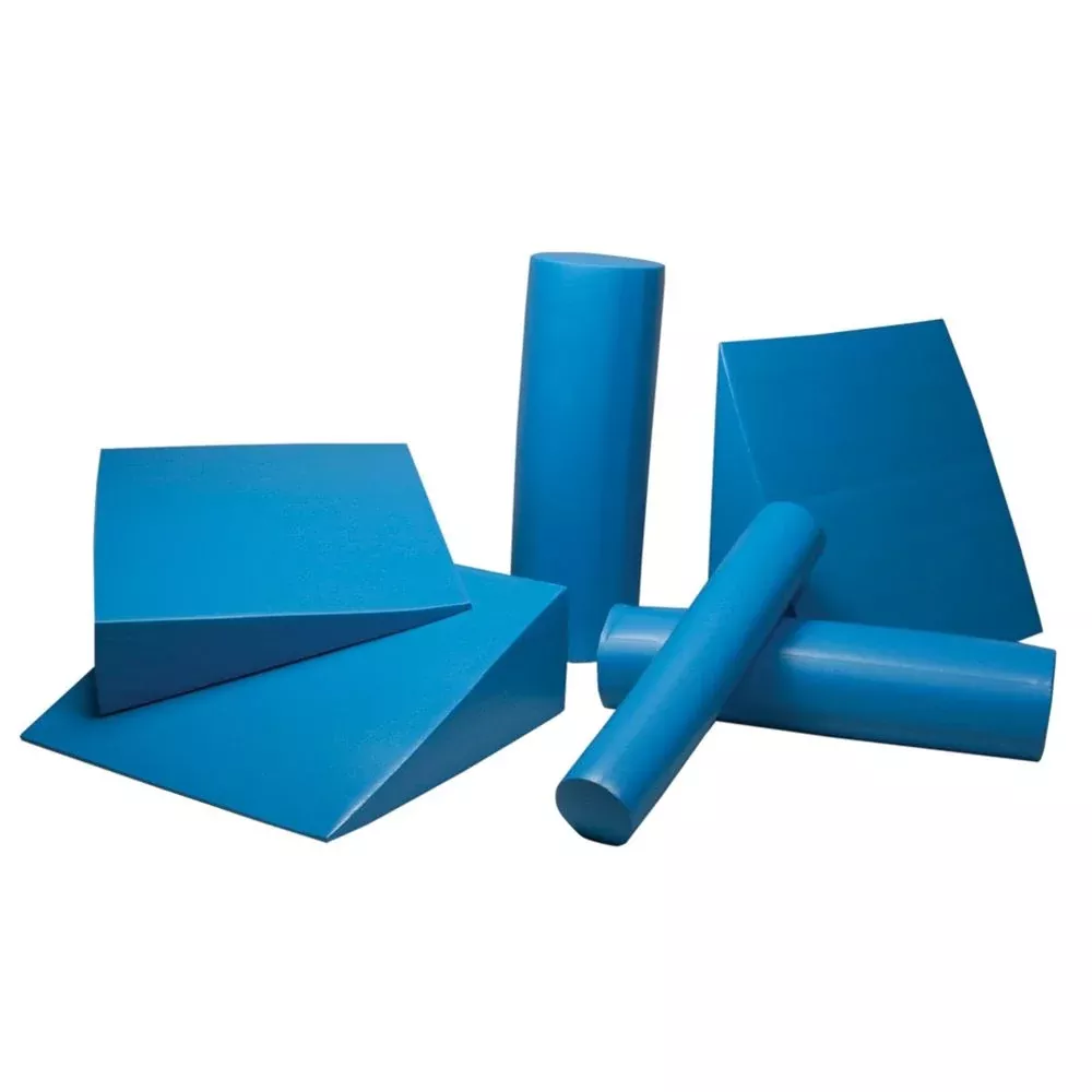 AliMed Antimicrobial-treated Therapy Positioners Positioning Wedge, 22"W x 20"L x 4"H - 31891