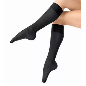 BSN 119175 - UltraSheer Knee-High Compression Stockings Medium