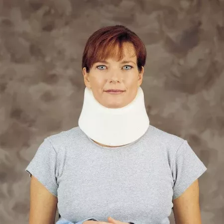 DeRoyal Cervical Collar DeRoyal Medium Density Medium One Piece 3-1/2 Inch Height 20-1/2 Inch Length