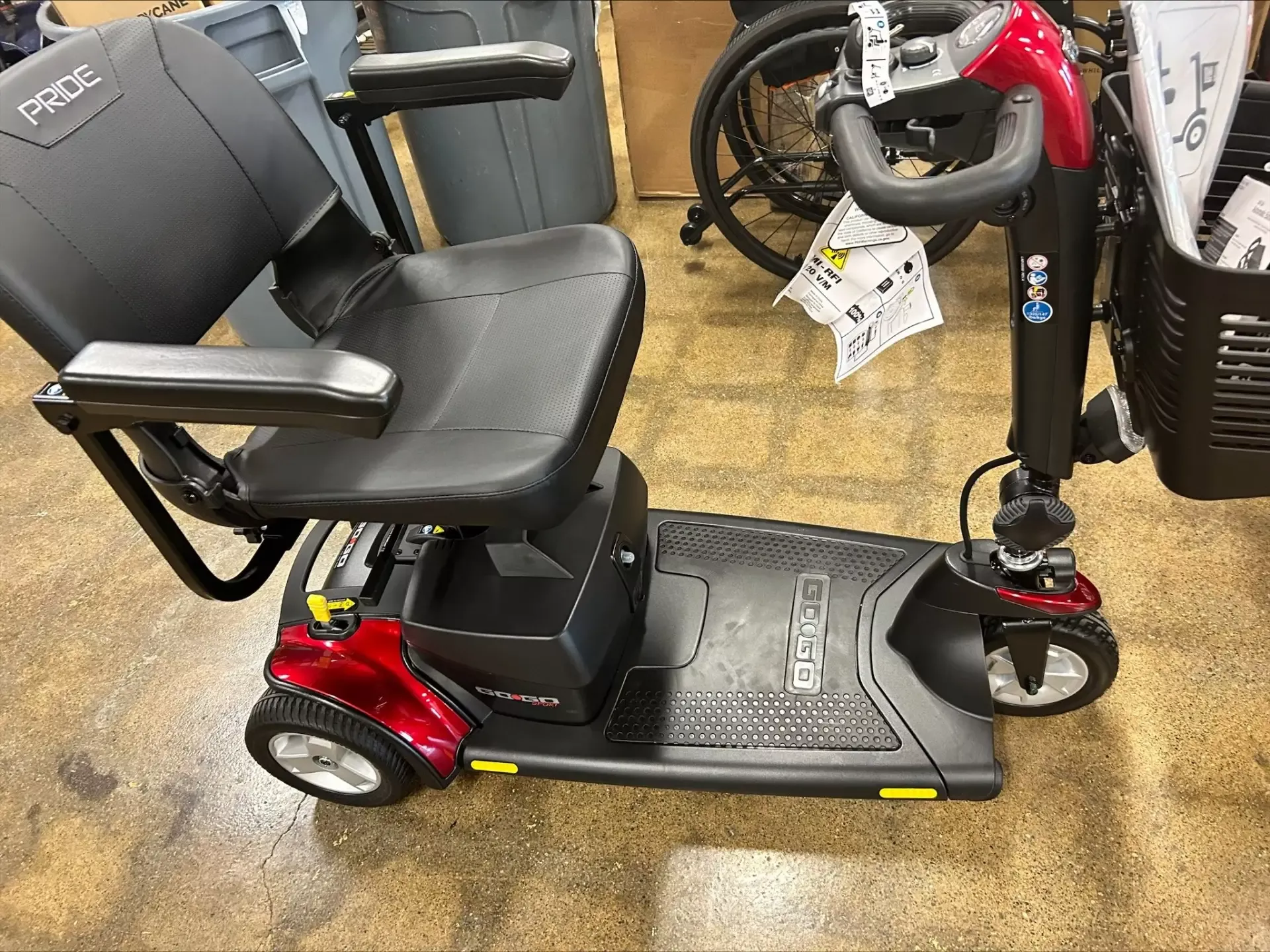 Go-Go Elite Traveller 3-Wheel Scooter - 12AH Batteries - Open Box