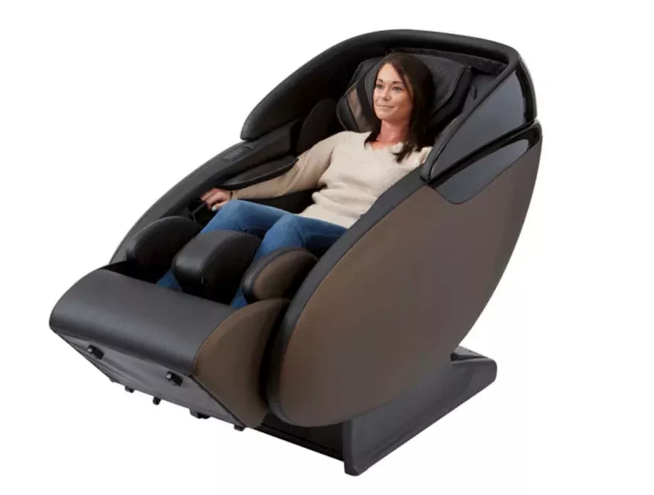 Kyota Kaizen M680 Massage Chair with Zero Gravity Recline - 3D/4D Massage