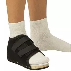 Post-op Shoe, Suede Wood, Hook/loop, Male, Small- 1 Each